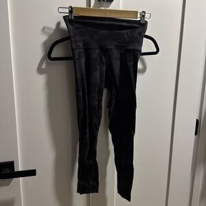 LULULEMON ALIGN CROP